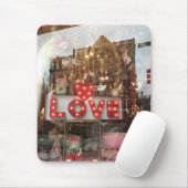 ニューヨークシティバレンタインウィンドウ反射レッドラブ マウスパッド (マウス)