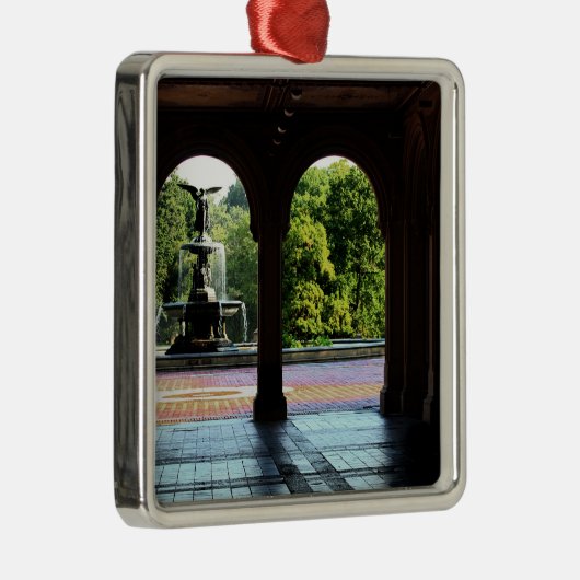 ニューヨークセントラル・パークの写真のBethesda台地 メタルオーナメント (右)