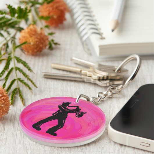 ニューヨークブギーナイツサクソフォンホットピンク キーホルダー (正面右)