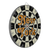 ニューヨークレトロモダンオレンジ文字ブラックアンドクリーム ダーツボード (正面左)