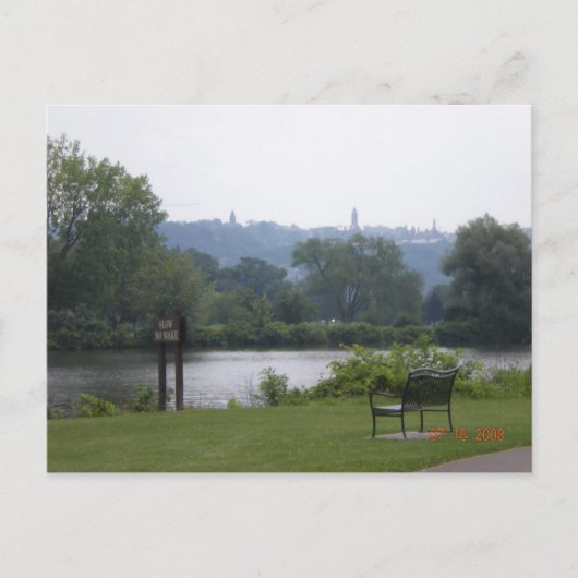 ニューヨーク州イサカのケーユガ湖 ポストカード (正面)