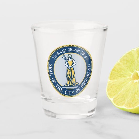 ニューヨーク州ブルックリン特別区のシール ショットグラス (正面)