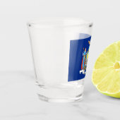 ニューヨーク州旗を掲げた愛国的なショットグラス ショットグラス (左)