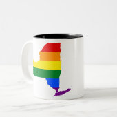 ニューヨーク州LGBTQのプライドの地図 ツートーンマグカップ (正面左)