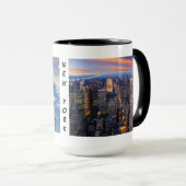 ニューヨーク市と2つのランドマークのマグカップ マグカップ (正面右)