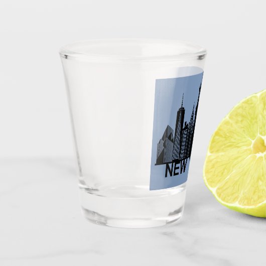 ニューヨーク市のシルエット ショットグラス (左)