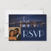 ニューヨーク市のロマンス、スタイル、マジック RSVP 招待状 (正面)