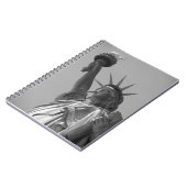 ニューヨーク市の自由白黒像 ノートブック (左側)