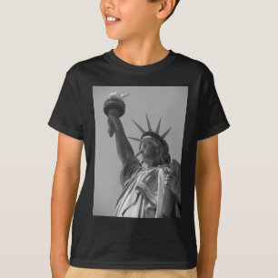 ニューヨーク市の自由白黒像 Tシャツ
