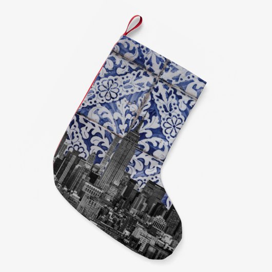 ニューヨーク市の超高層ビルがポルトガルのタイルに出会う スモールクリスマスストッキング (正面 (吊り時))