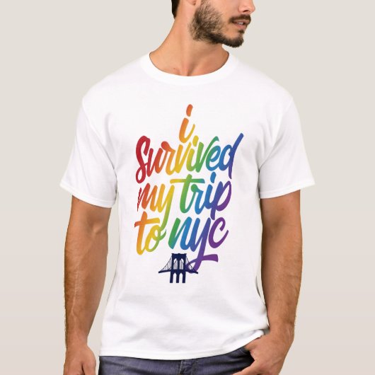 ニューヨーク旅行を生き延びたTシャツ Tシャツ (正面)
