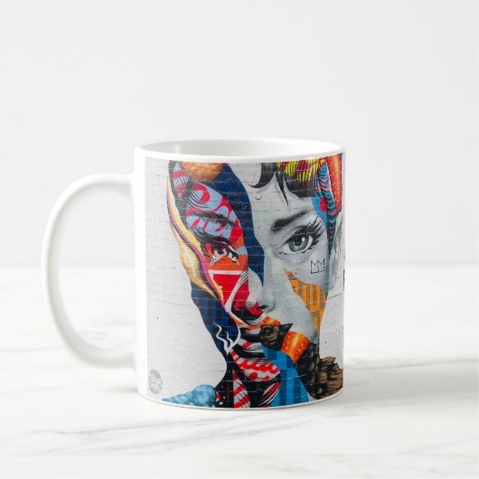 ニューヨーク美しいウーマンポートレートマグ コーヒーマグカップ (左)