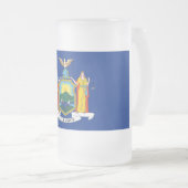 ニューヨーク:エンパイア州、ホームビッグアップル国旗 フロストグラスビールジョッキ (正面右)