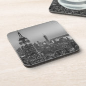 ニューヨーク・シティ・ナイトの白黒の空中表示 コースター (左側)