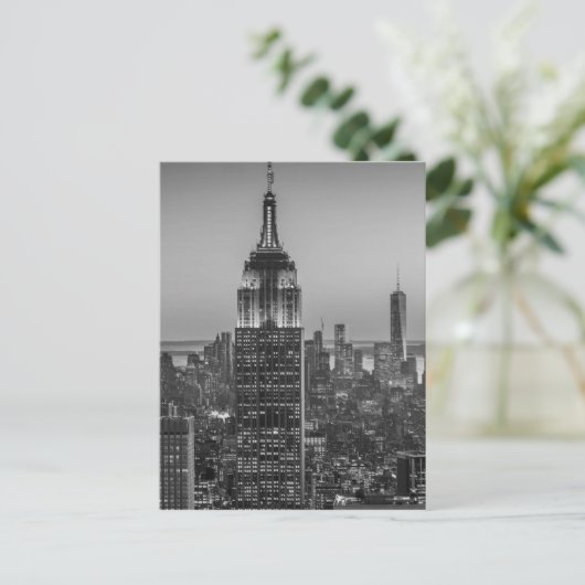 ニューヨーク・シティ・ナイトの白黒の空中表示 ポストカード (スタンド正面)
