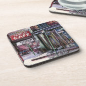 ニューヨーク，ソーホー，ファネリのチャーム コースター (左側)