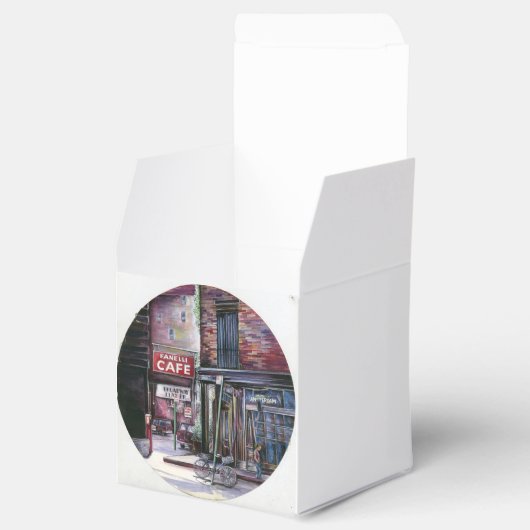 ニューヨーク，ソーホー，ファネリのチャーム フェイバーボックス (オープン)