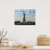 ニューヨーク、ハドソン川の自由の女神 ポスター (キッチン)