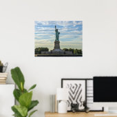 ニューヨーク、ハドソン川の自由の女神 ポスター (ホームオフィス)