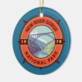 ニューリバーゴージェナショナルパークレトロコンパスエンブレム セラミックオーナメント (左)