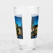 ニュールンベルクの夜の古い中世の橋 タンブラーグラス (右)