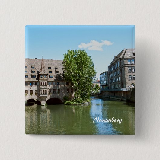 ニュールンベルボタン 缶バッジ (正面)