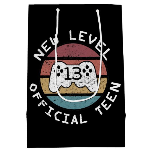 ニューレベル13公式 – 10代のオタク系のネルディ誕生日 ミディアムペーパーバッグ (裏面)