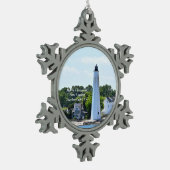 ニューロンドンハーバーライト、CTクリスマスオーナメント スノーフレークピューターオーナメント (左)