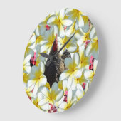 ニワトリとフランギパニの花 ラージ壁時計 (傾斜)