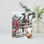 ニワトリ付き美しい休日パーソナライズされた牛 シーズンポストカード (スタンド正面)