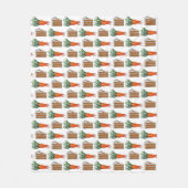 ニンジンのケーキ切り分け新鮮なオレンジのニンジンのバンチフード フリースブランケット (正面)