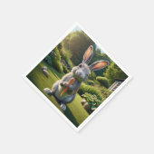 ニンジンを持つイースターウサギ スタンダードカクテルナプキン (角)