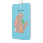 ニンジン漫画で座っているかわいいウサギ カーエアーフレッシュナー (左)