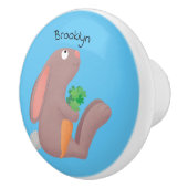 ニンジン漫画で座っているかわいいウサギ セラミックノブ (右)