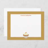 ニンジン・ケーキのカップケーキパーソナライズで平らなNotecard ノートカード (正面/裏面)