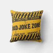 ニース注意文字デザインパパジョークゾーン クッション (裏面)