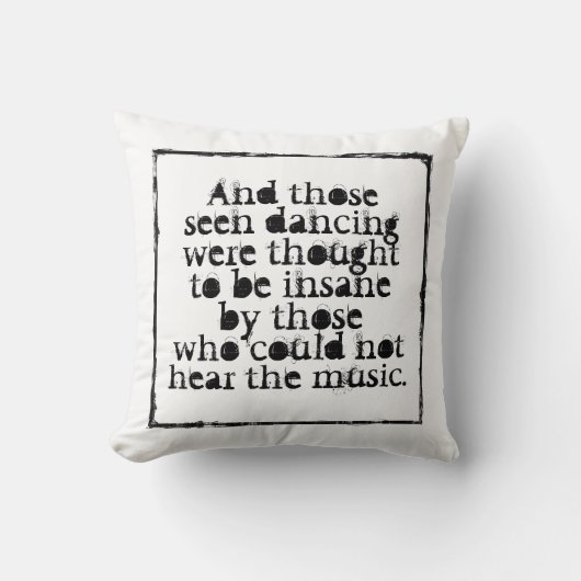 ニーチェ引用文乱雑タイプライター肯定 クッション (正面)