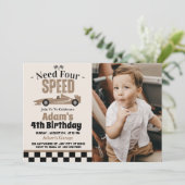 ニードフォースピード レーシングカー 男の子 4歳 誕生日パーティー 招待状 (スタンド正面)