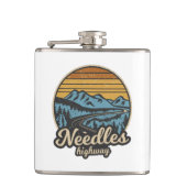 ニードルハイウェイサウスダコタレトロ フラスク (正面)