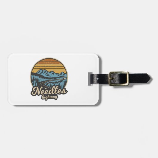 ニードルハイウェイサウスダコタレトロ ラゲッジタグ (正面横)