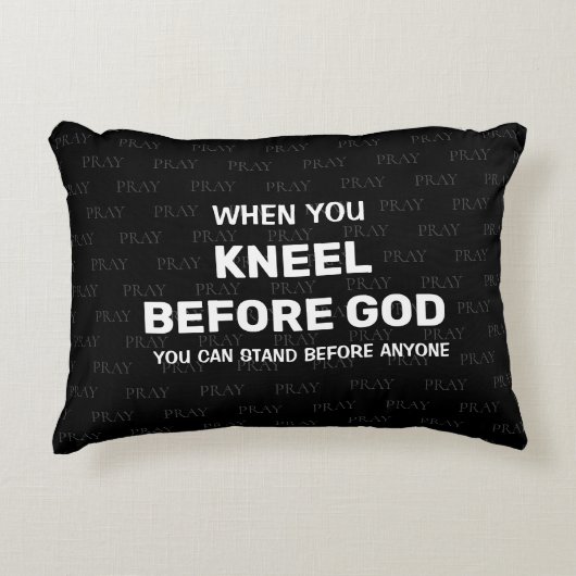 ニーレビーゴッド祈りの言葉 アクセントクッション (正面)