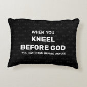 ニーレビーゴッド祈りの言葉 アクセントクッション (裏面)