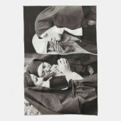 ヌンス喫煙ヴィンテージ写真 キッチンタオル (縦)