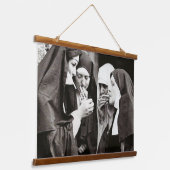 ヌンス喫煙ヴィンテージ写真 吊り下げ型タペストリー (傾斜あり)