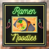 ヌードルレストランの麺鉢の写真 フロント ウィンドウサイン (シート2)