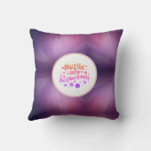 ネイズルインネイバーリネス装飾用クッション クッション (裏面)