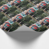 ネイティブアメリカンのトーテムポール、アンカレッジ、アラスカ ラッピングペーパー (角)