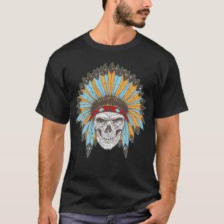 ネイティブアメリカンの頭飾りのワイシャツが付いているスカル Tシャツ