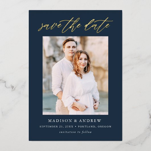 ネイビエレガントーと金ゴールドのスクリプト写真の保存日付 箔招待状 (正面)