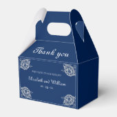 ネイビエレガントーブルーのフローラレース結婚 フェイバーボックス (正面サイド)